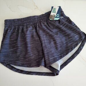 (NEW) Dick's Sporting Goods Women's Stride Shorts 2.0, Size S